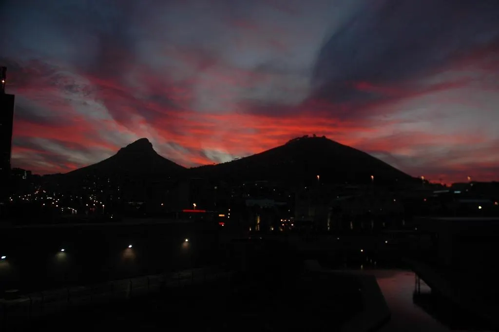 501 Canal Quays Apartment Cape Town