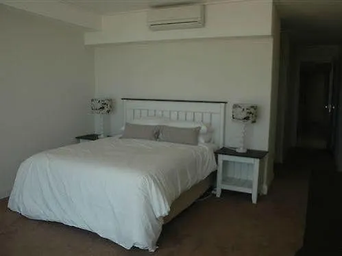 501 Canal Quays Apartment Cape Town