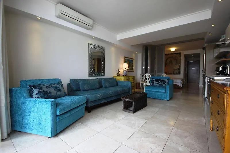 501 Canal Quays Apartment Cape Town